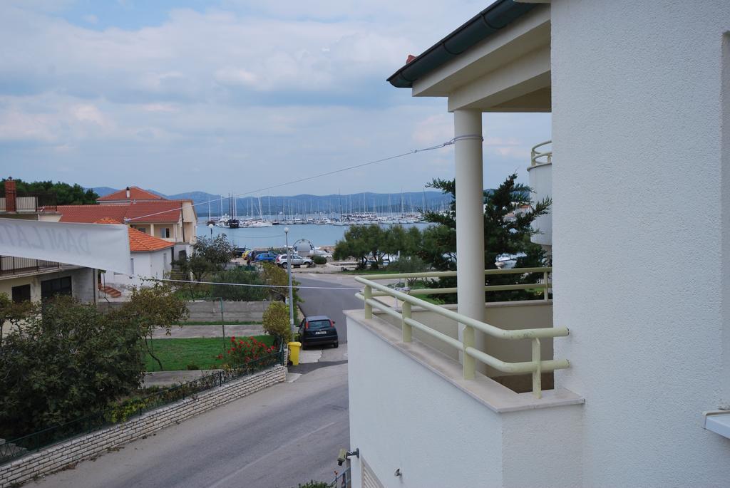 Nautica Apartments Betina  Zewnętrze zdjęcie