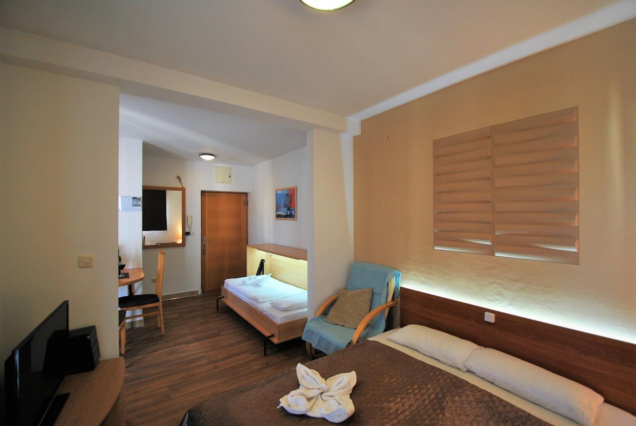Nautica Apartments Betina  Zewnętrze zdjęcie