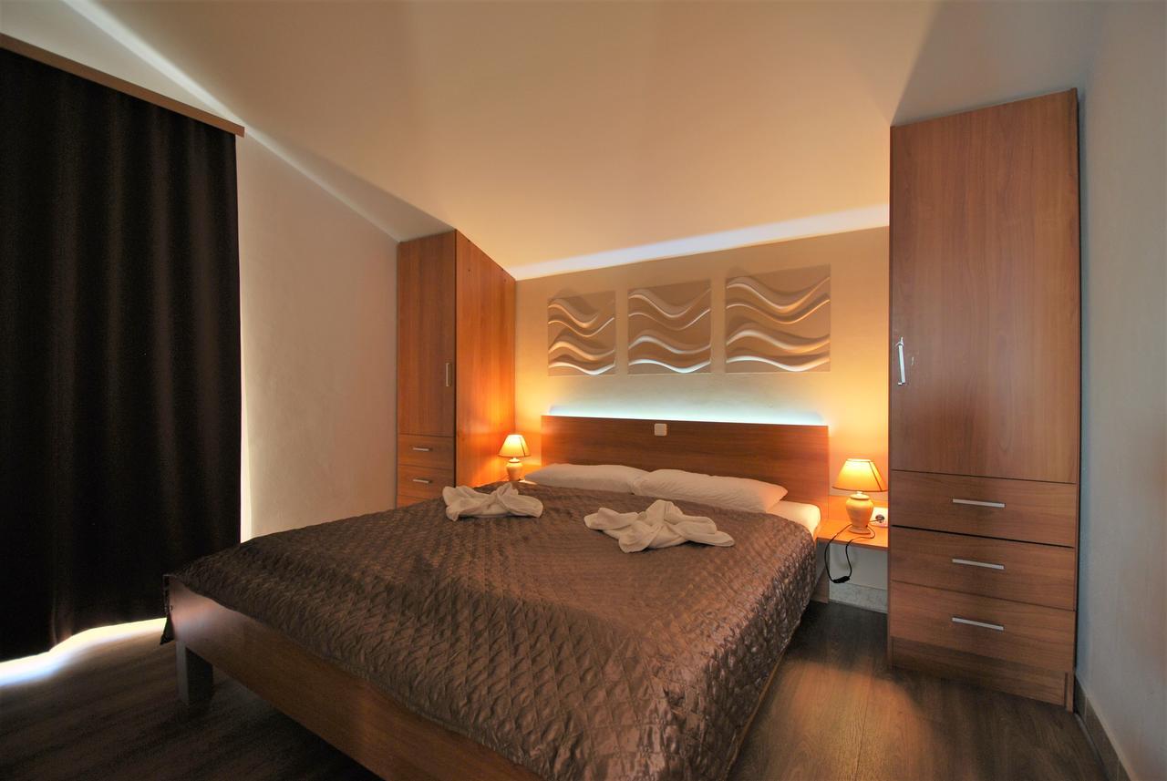Nautica Apartments Betina  Zewnętrze zdjęcie