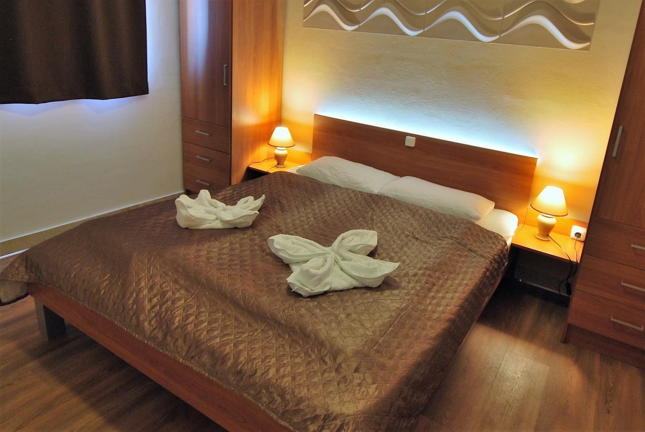 Nautica Apartments Betina  Zewnętrze zdjęcie