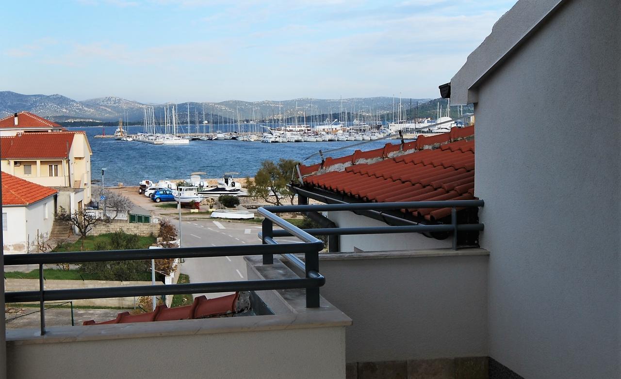 Nautica Apartments Betina  Zewnętrze zdjęcie